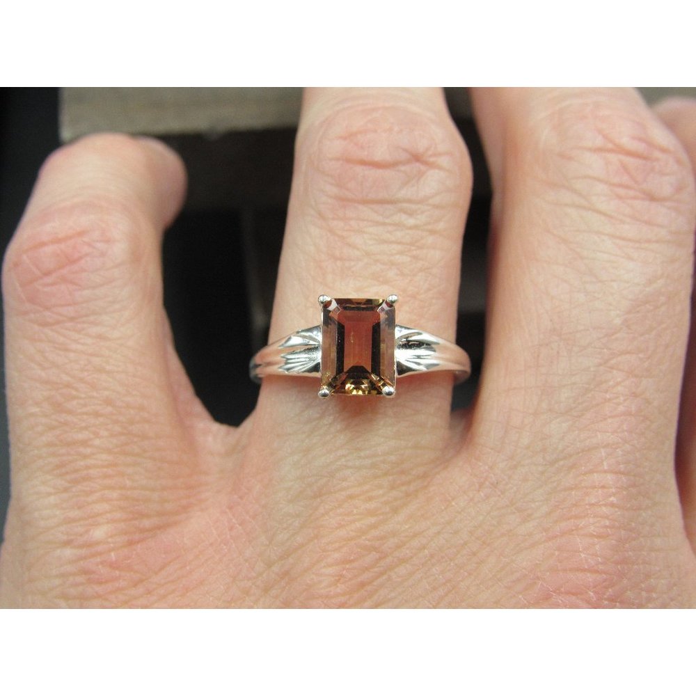 Size 8 Sterling Silver Brown Yellow Cubic Zirconia Gem Band Ring